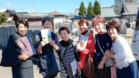 布教に大活躍! 『佼成』『ごきげんよう』配布同行記 (船橋教会)